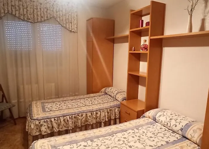 Fuente Clavel Casa de Férias Valdefuentes de Sangusin