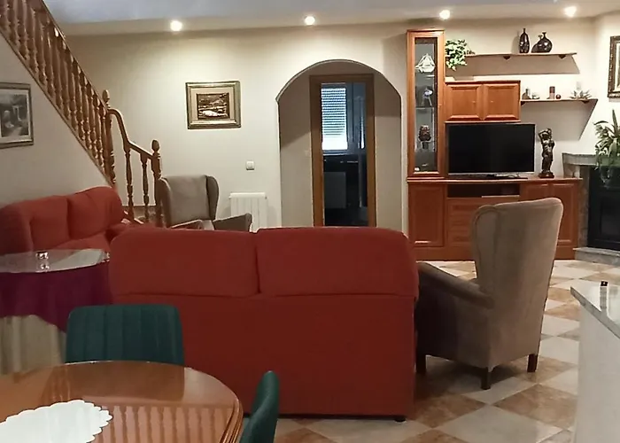 Fuente Clavel Casa de Férias