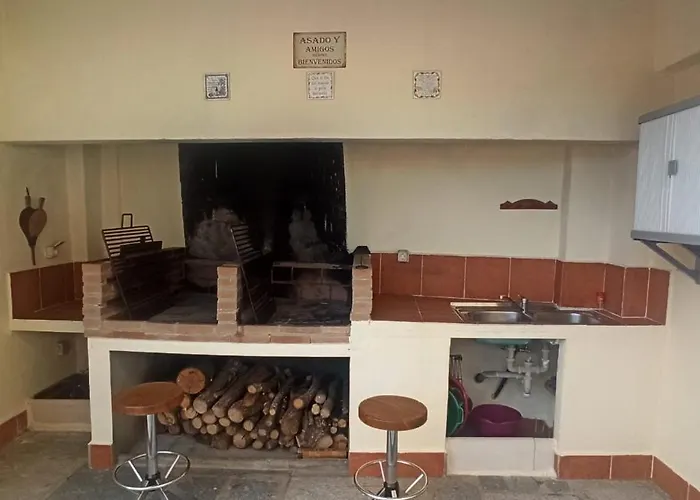 Fuente Clavel Casa de Férias Valdefuentes de Sangusin