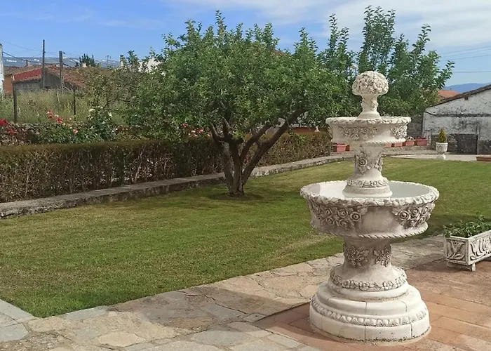 Fuente Clavel Casa de Férias