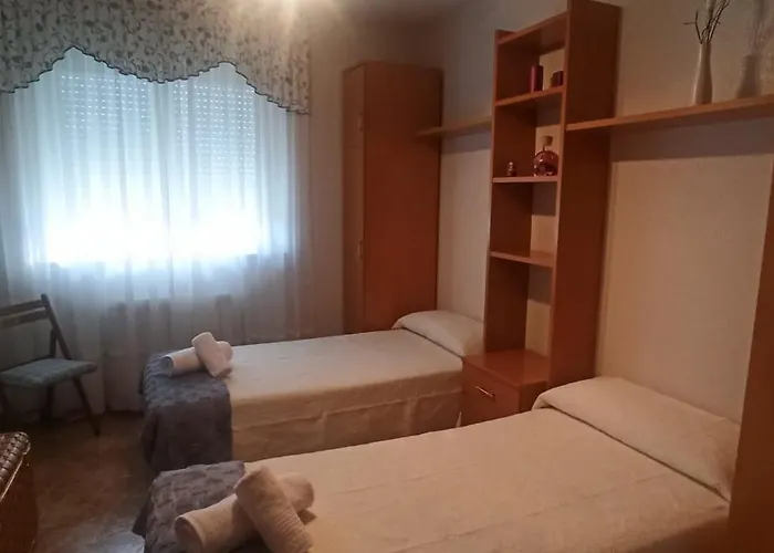 Fuente Clavel Casa de Férias Valdefuentes de Sangusin